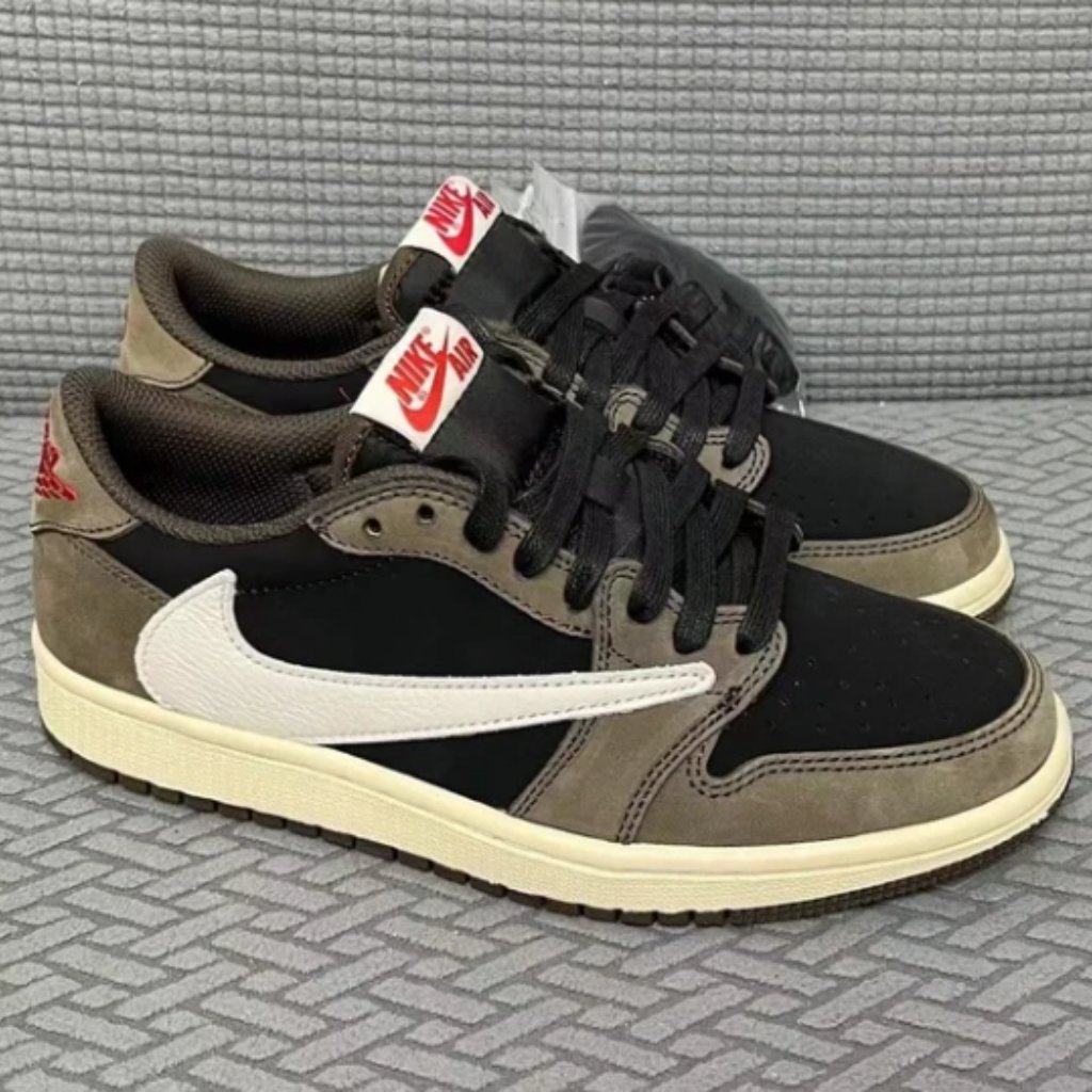 Travis Scott X Air Jordan 1 Retros Low Og “Reverse Mocha”